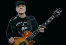 Фото Chris Poland: «Я люблю разные версии MEGADETH»